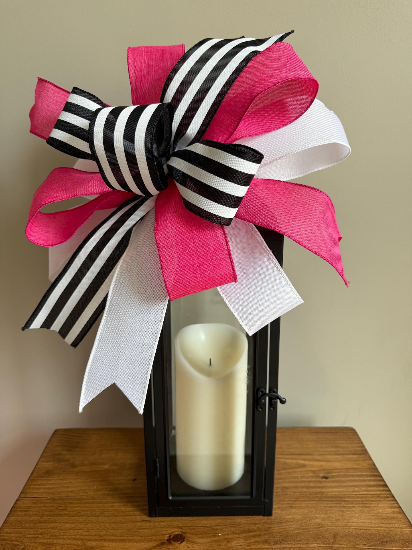 Hot Pink Summer Bow