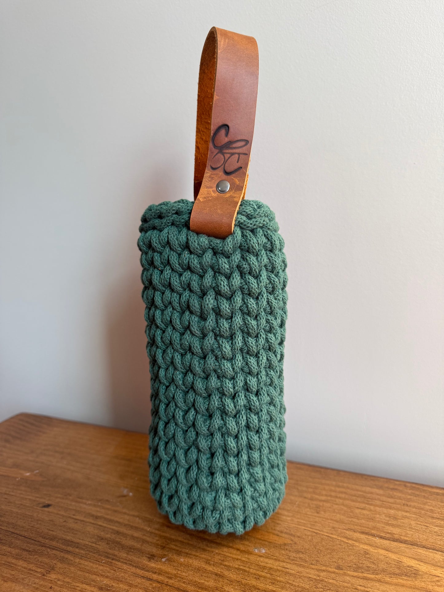 Pine Green Wine Holder