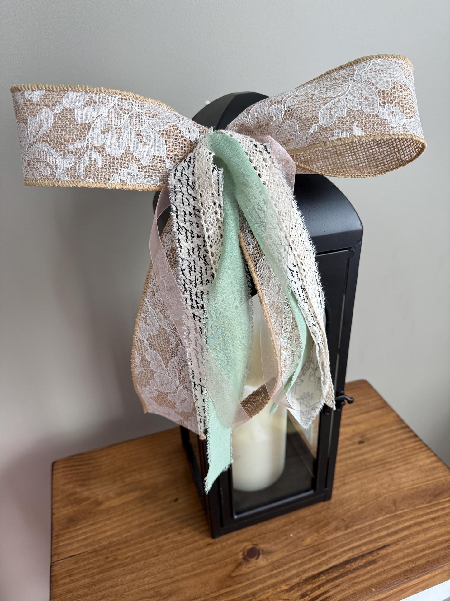 Farmhouse bow