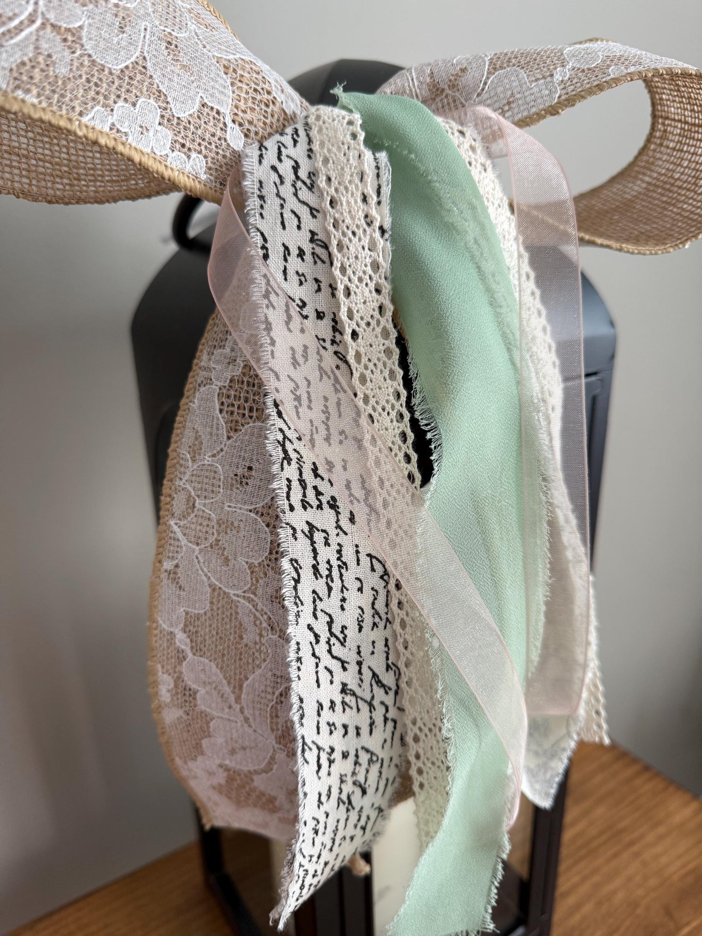 Farmhouse bow