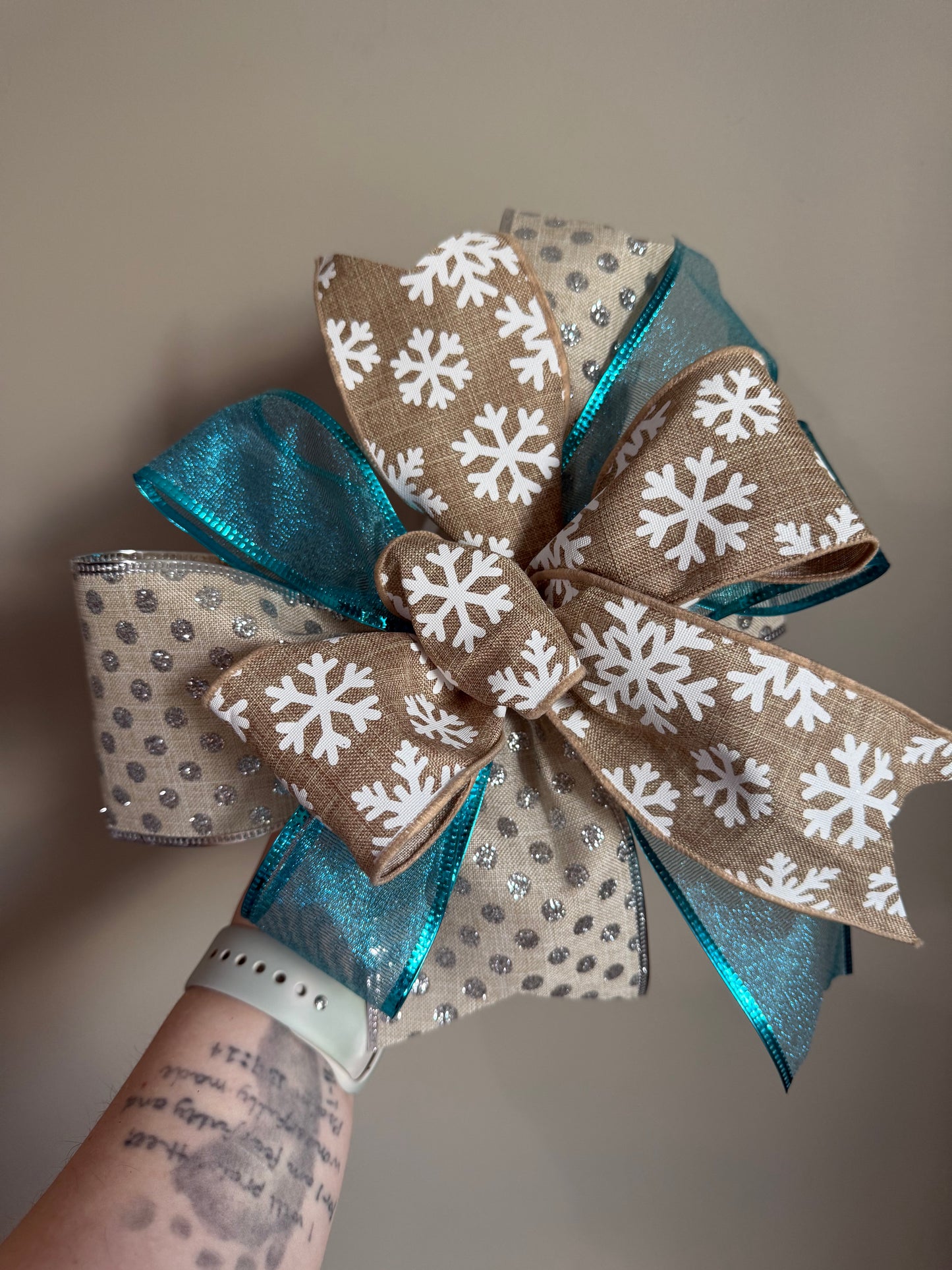 Small Snowflake Bow
